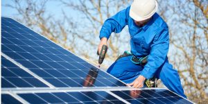 Installation Maintenance Panneaux Solaires Photovoltaïques à Treffrin